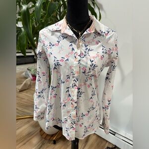 Croft & Barrow White and Pink Button Down Shirt with Notched Collar